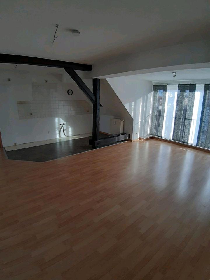 Thumbnail-Ruhige 3-Raum-Wohnung zu vermieten