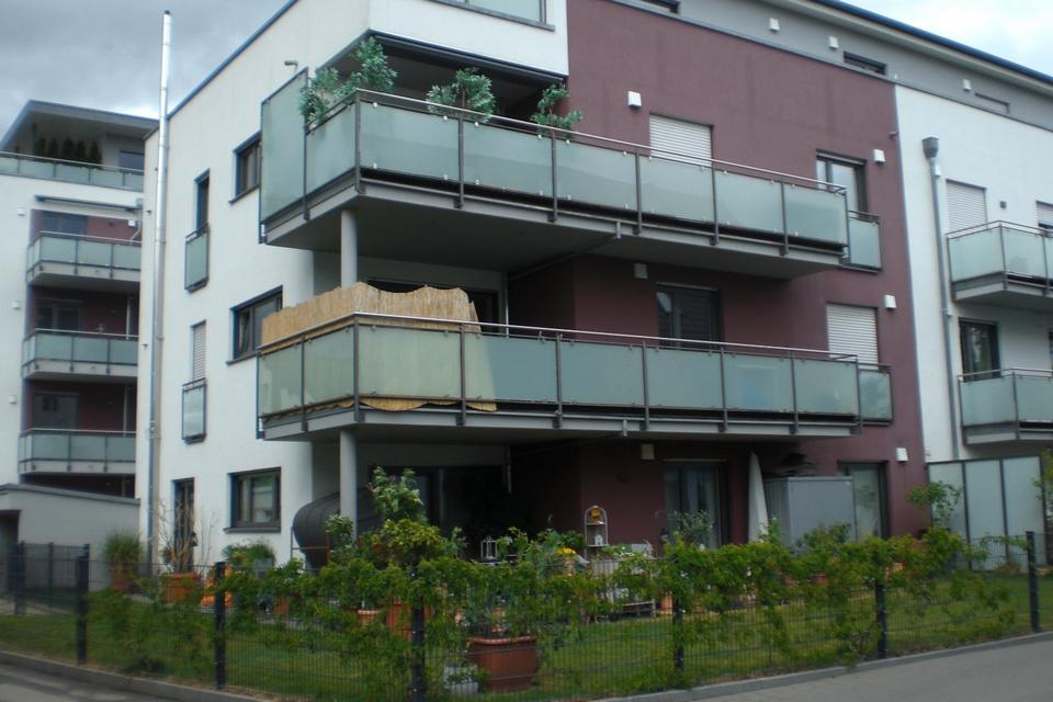 Thumbnail-Schöne neuwertige 3 12 Zimmerwohnung in Gersthofen zu vermieten