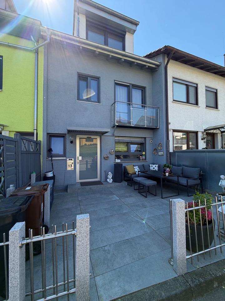 Thumbnail-Top gepflegtes Einfamilienhaus in ruhiger Lage! (Großbettlingen)
