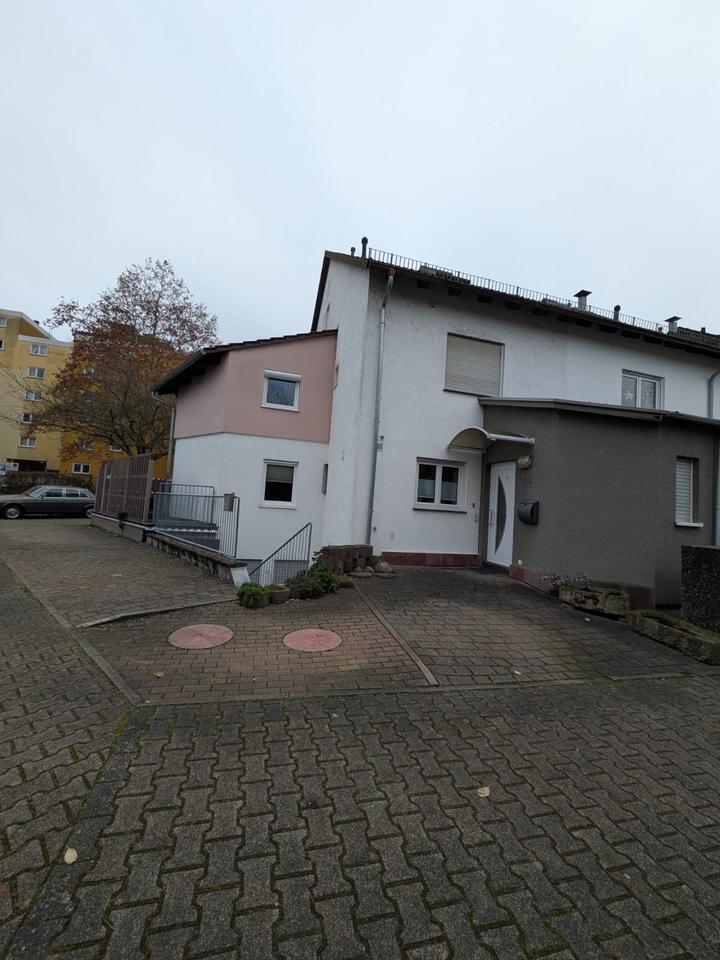 Thumbnail-Attraktives Reihenendhaus in Mainz-Hechtsheim - Privat