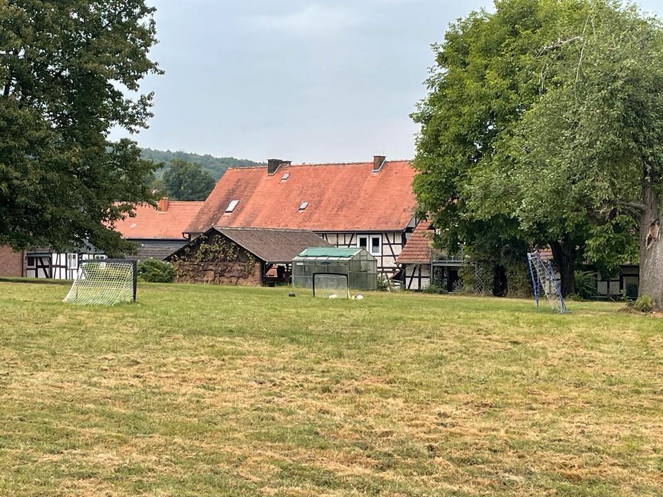 Thumbnail-Rarität in Marburg: Familiengut ideal für Mehrgenerationenmodelle