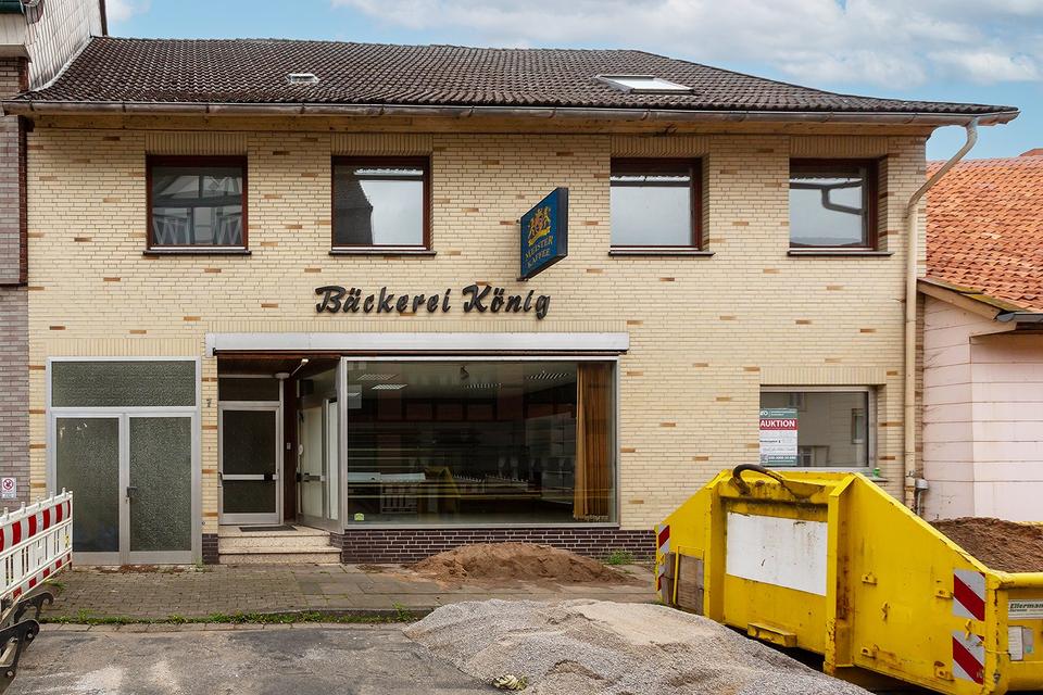 Thumbnail-WOHN- UND GESCHÄFTS- HAUS MIT VIEL PLATZ FÜR DIE GROSSE FAMILIE