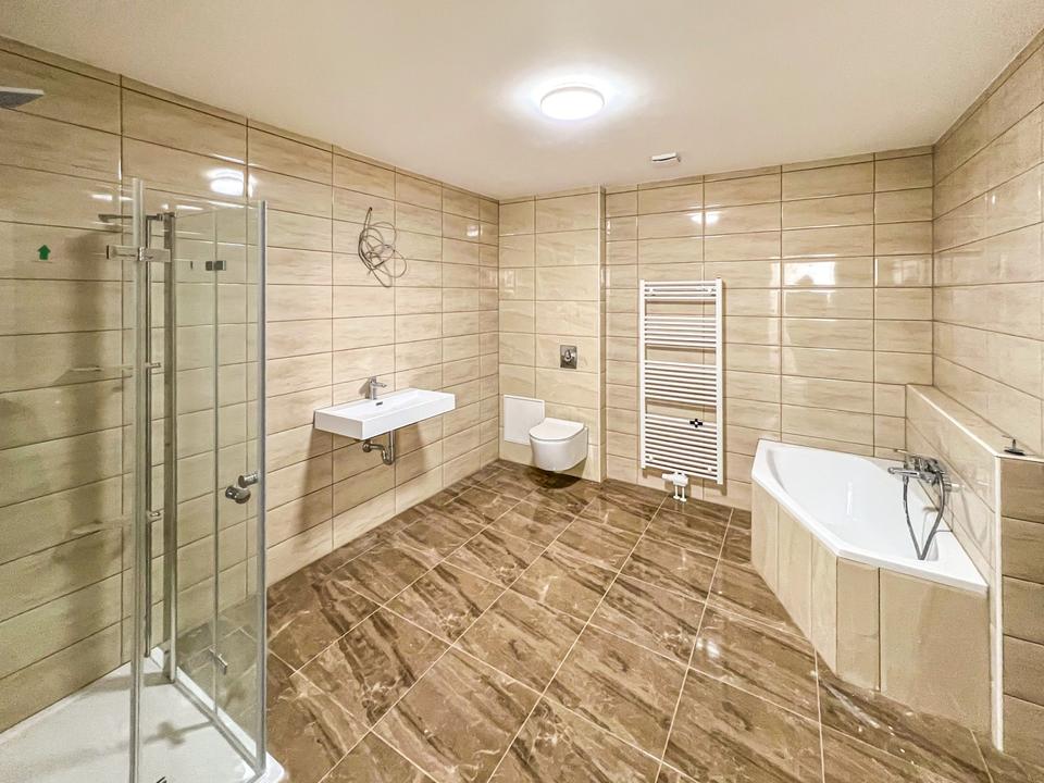 Thumbnail-Neuwertige 4-ZKB Whg. in Ahnatal – 145 m² hochwertig & modern