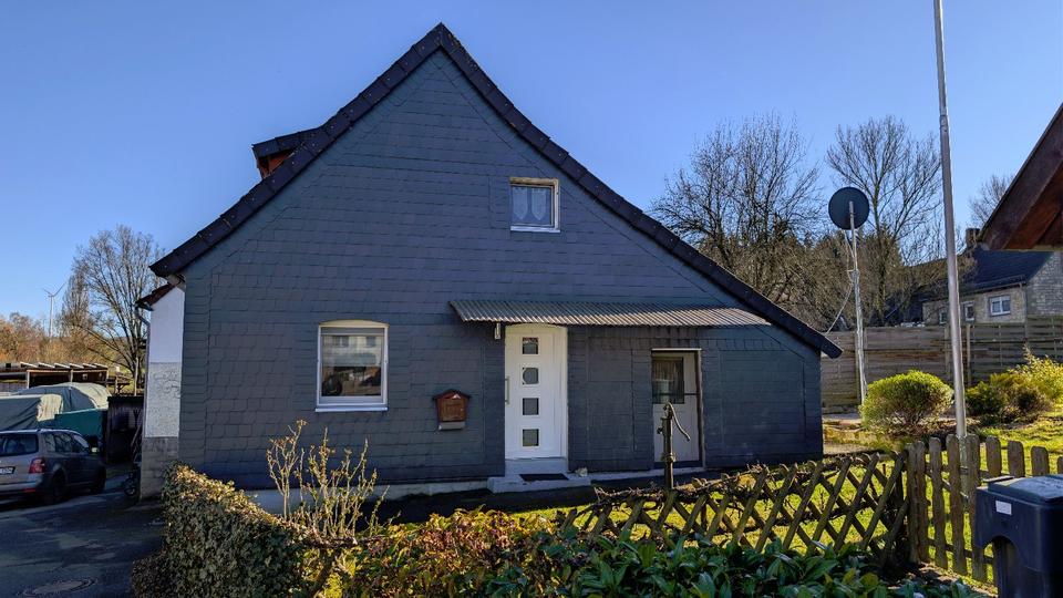 Thumbnail-Doppelhaushälfte, großes Grundstück, ruhige Lage, Niederbergheim