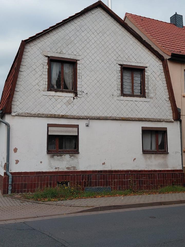 Thumbnail-Einfamilienhaus mit Nebengebäude und Garage in Großfurra