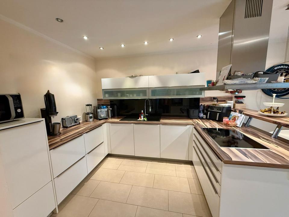 Thumbnail-Einseitig angebautes Zweifamilienhaus