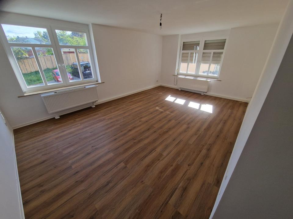 Thumbnail-Sanierte 5 RW in Auerbach + Badewanne + Dusche