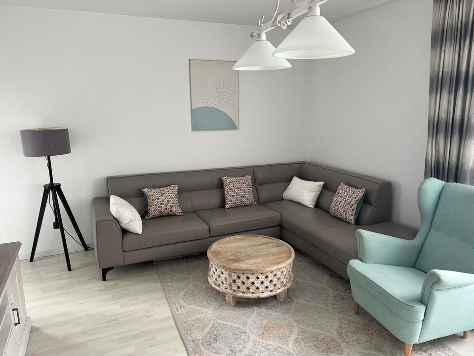 Thumbnail-3 Zimmer Wohnung mit Balkon und EBK Hochparterre Köln Dünnwald