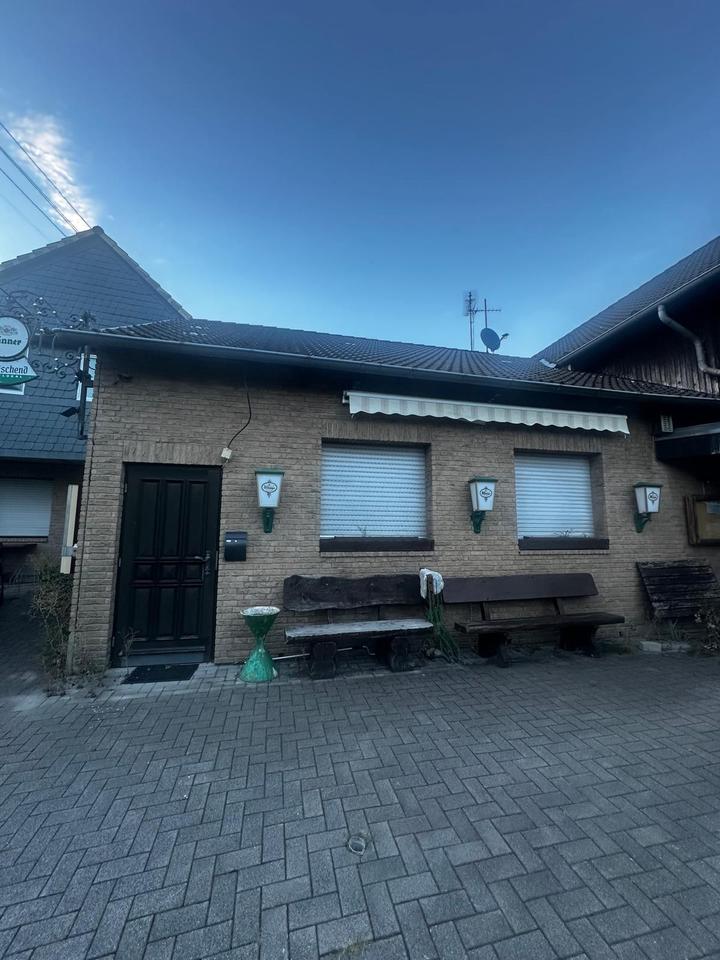 Thumbnail-Idyllisches Geschäfts- und Wohnhaus mit Entwicklungspotenzial