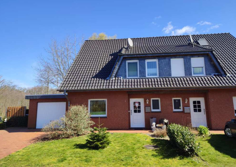 Thumbnail-Gepflegte Doppelhaushälfte mit Wellnessbereich, Ausbaureserve und