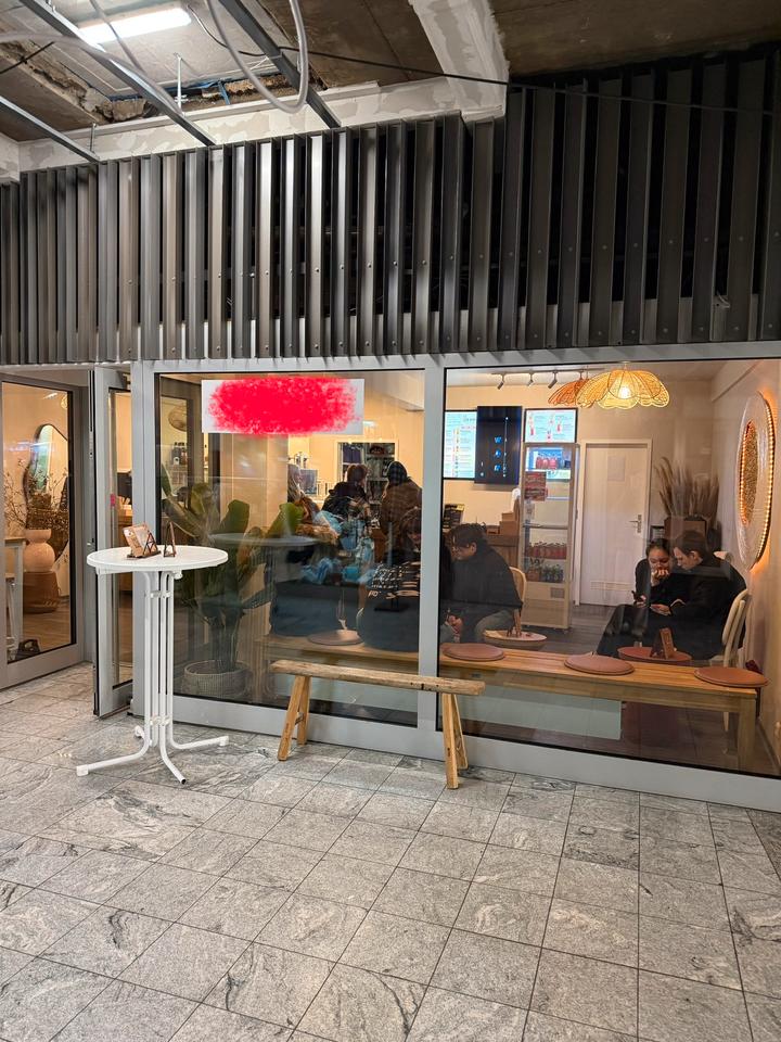 Thumbnail-Ladenfläche in der Sandhofpassage Frankfurt zur Übernahme