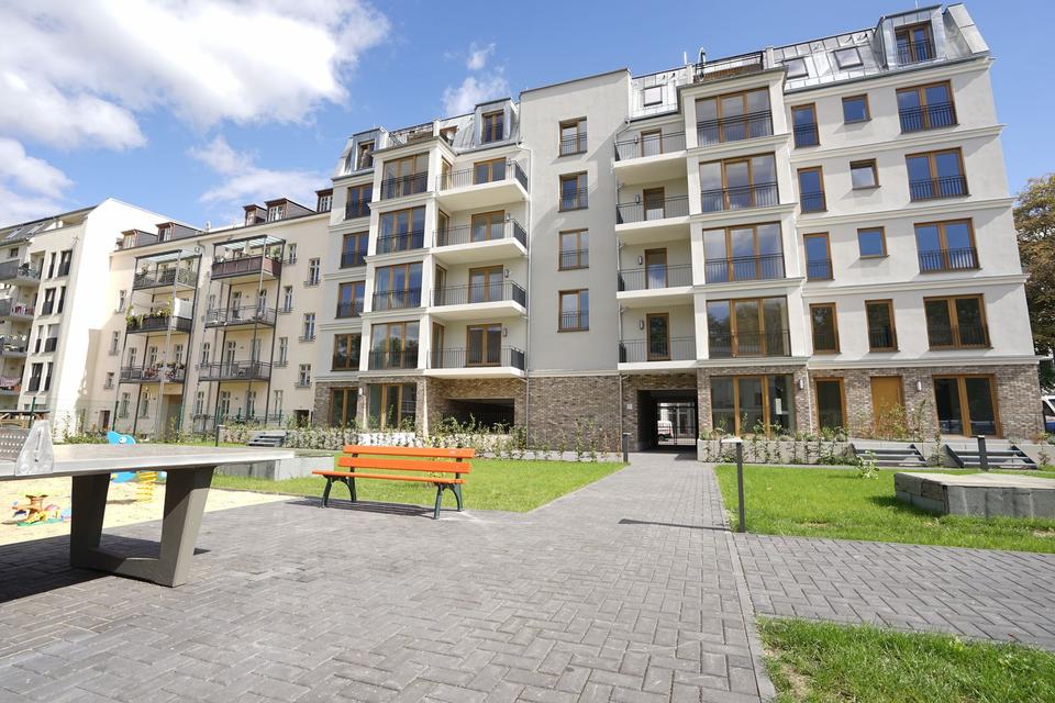 Thumbnail-Exklusive 4-Raum-Maisonette mit Terrasse, EBK & Sauna – Wohnen wie im Haus
