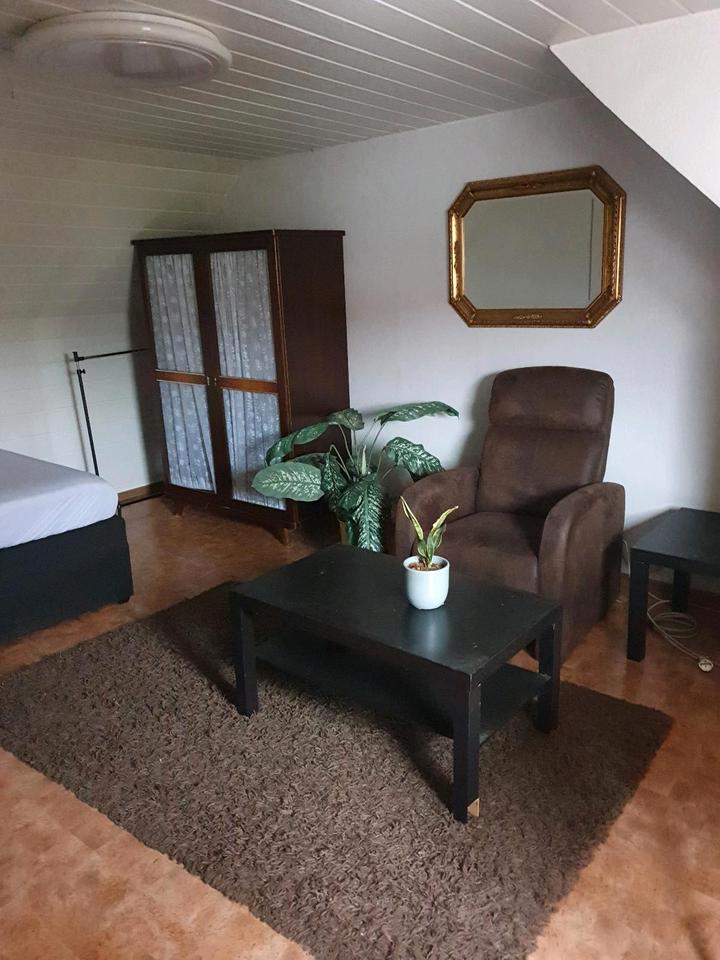 Thumbnail-WG Zimmer in einem Haus mit 3 anderen WG Mieter