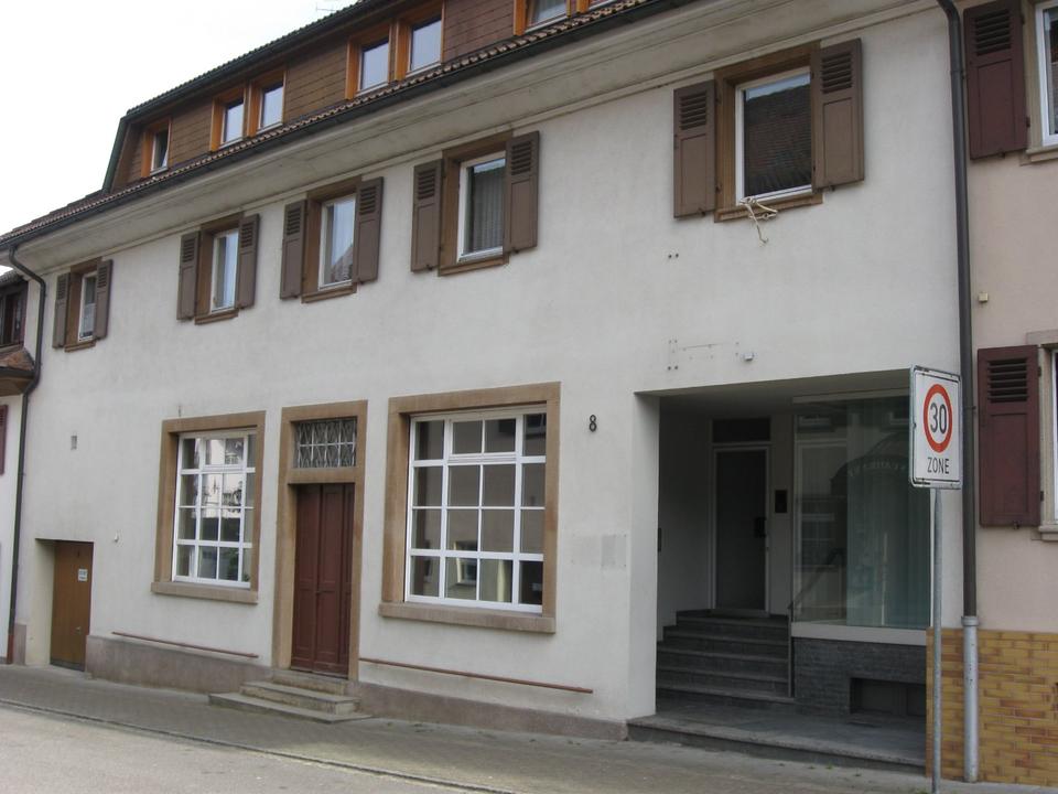 Thumbnail-Mehrfamilienhaus in zentraler Lage von Schönau im