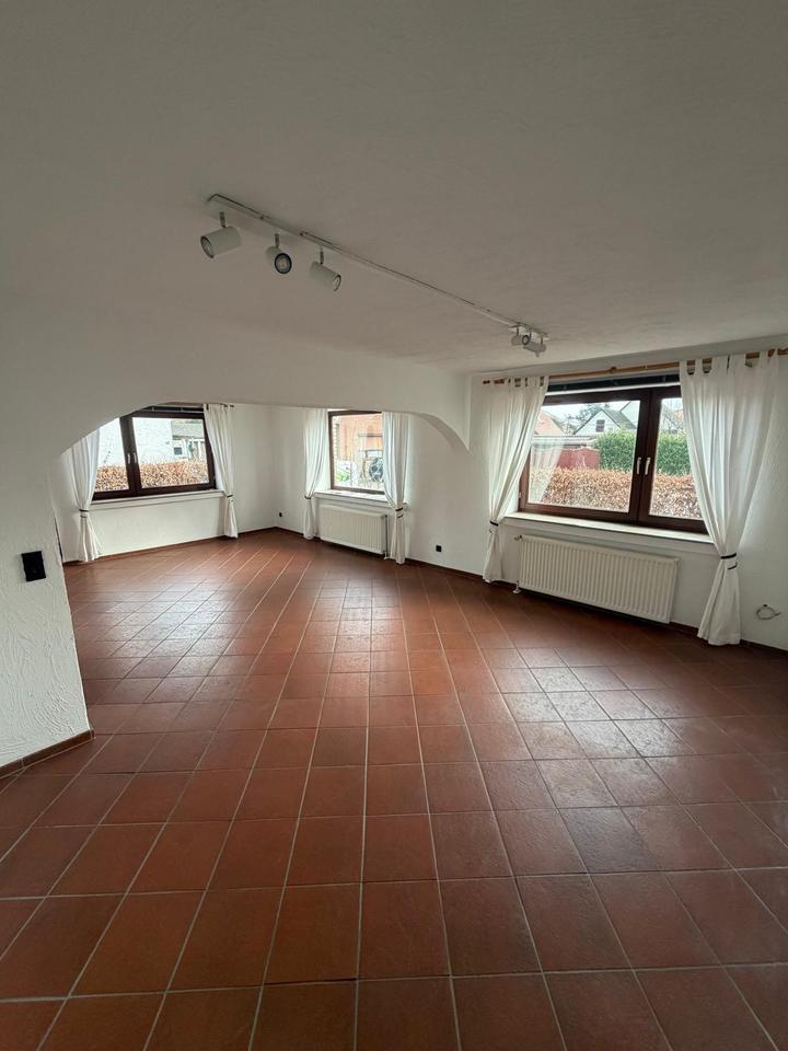 Thumbnail-Schöne Doppelhaushälfte 94qm in Bungerhof - 800€ Kaltmiete