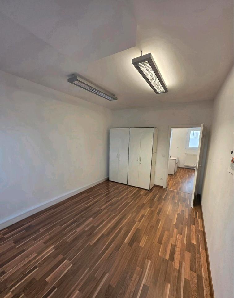 Thumbnail-Praxisraum in therapeutischer Praxisgemeinschaft in Frankfurt