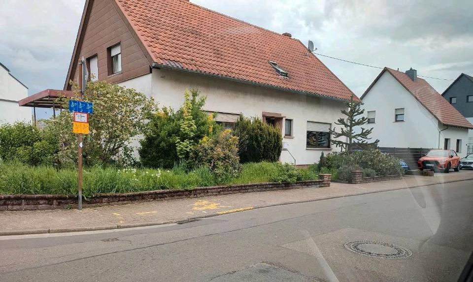 Thumbnail-Neu renovierte 89 m², 3-Zimmer Wohnung in Bous zu vermieten.