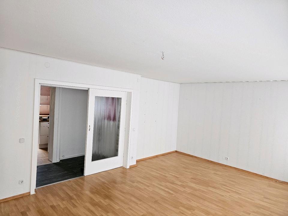 Thumbnail-Helle 3-Zimmer Wohnung mit Wintergarten