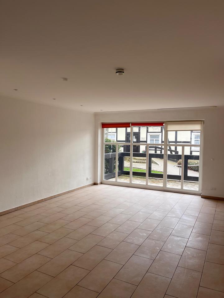 Thumbnail-Erdgeschoss-Seniorenwohnung, barrierearm + Terrasse + PKW-Stellplatz