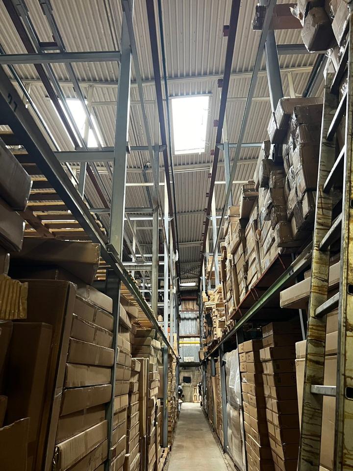 Thumbnail-Große Lagerhalle ca. 6,8 Meter hoch inkl. Regale Teil 2