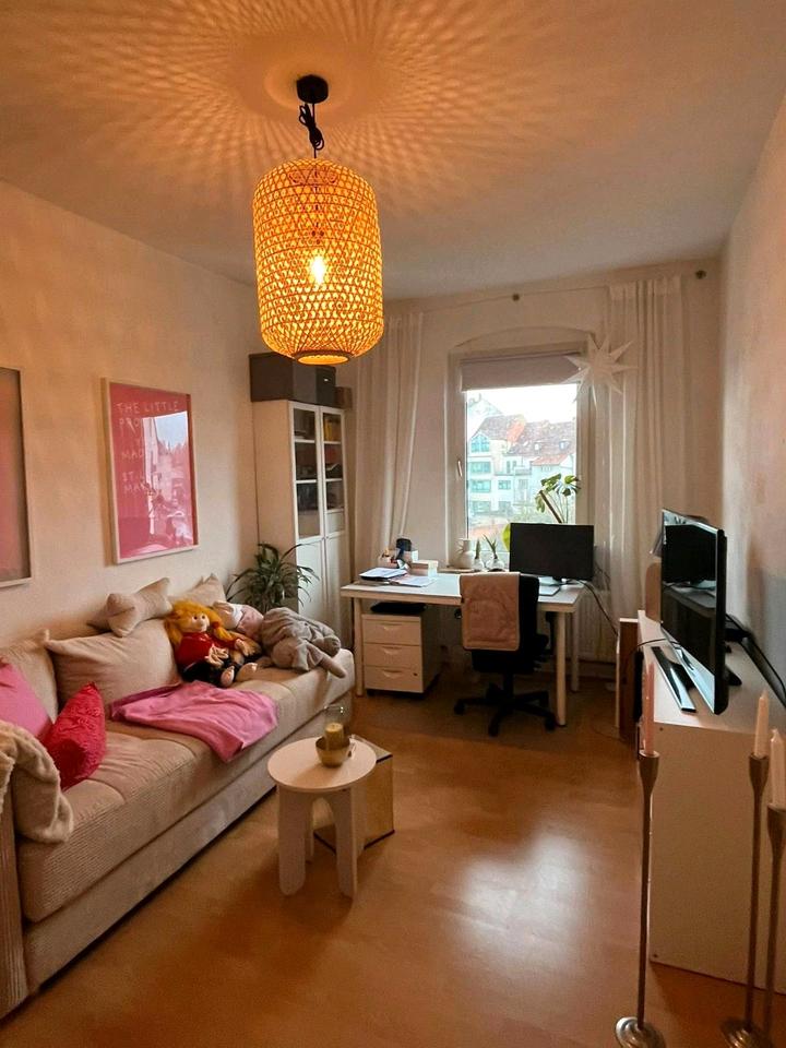 Thumbnail-SCHÖNE 2 ZI.-WHG., BALKON, EBK, TOP WOHNLAGE SÜDSTADT