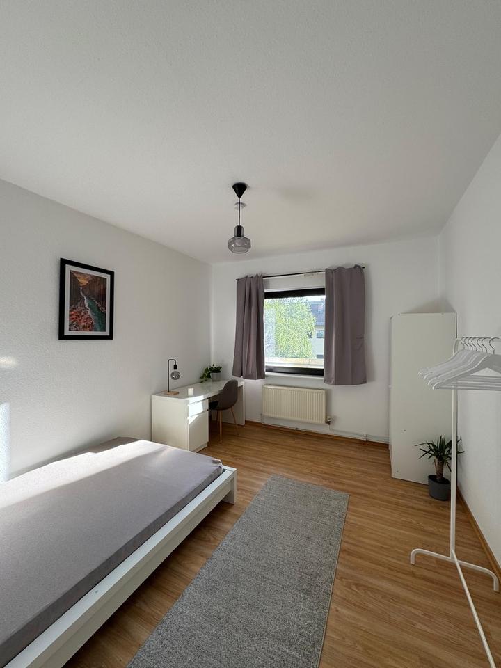 Thumbnail-WG Zimmer Cozy room in shared Apartment near U8