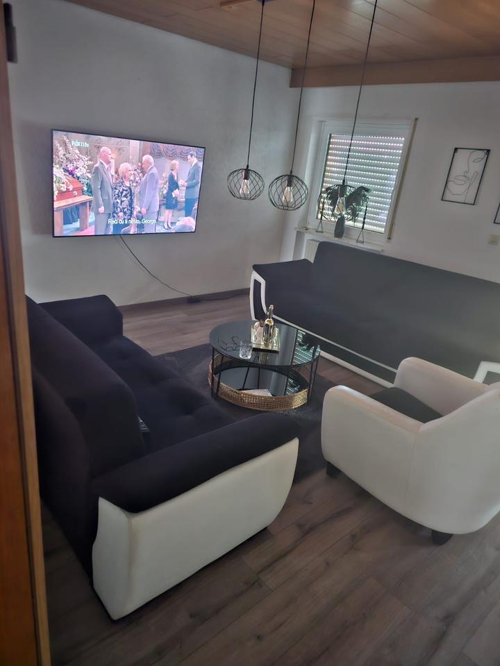 Thumbnail-Großes lichtdurchflutetes Haus in ruhiger Lage zu vermieten