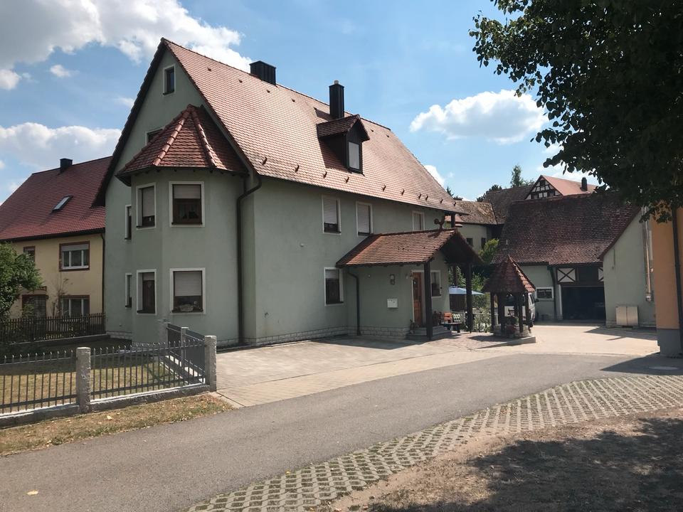 Thumbnail-Einfamilienhaus mit Scheune und vielen Nutzungsmöglichkeiten