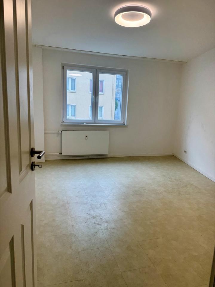 Thumbnail-1-Zimmerwohnung Nähe Remscheid City, gepflegt & zentral gelegen