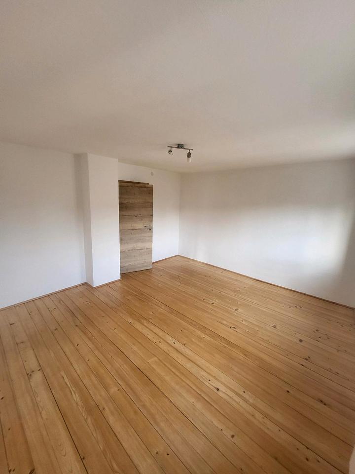 Thumbnail-2,5 Zi Wohnung 72 qm in Laubenzedel