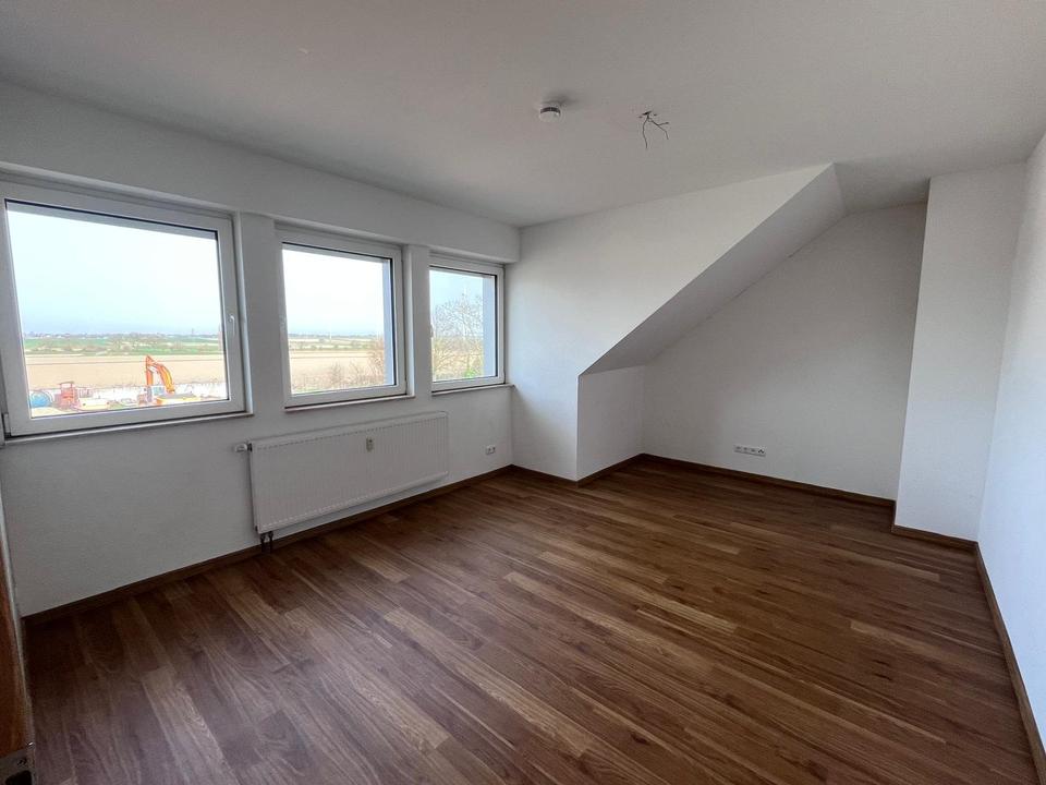 Thumbnail-2-Zimmer Dachgeschosswohnung in Alsdorf-Bettendorf zum 01.07.2026