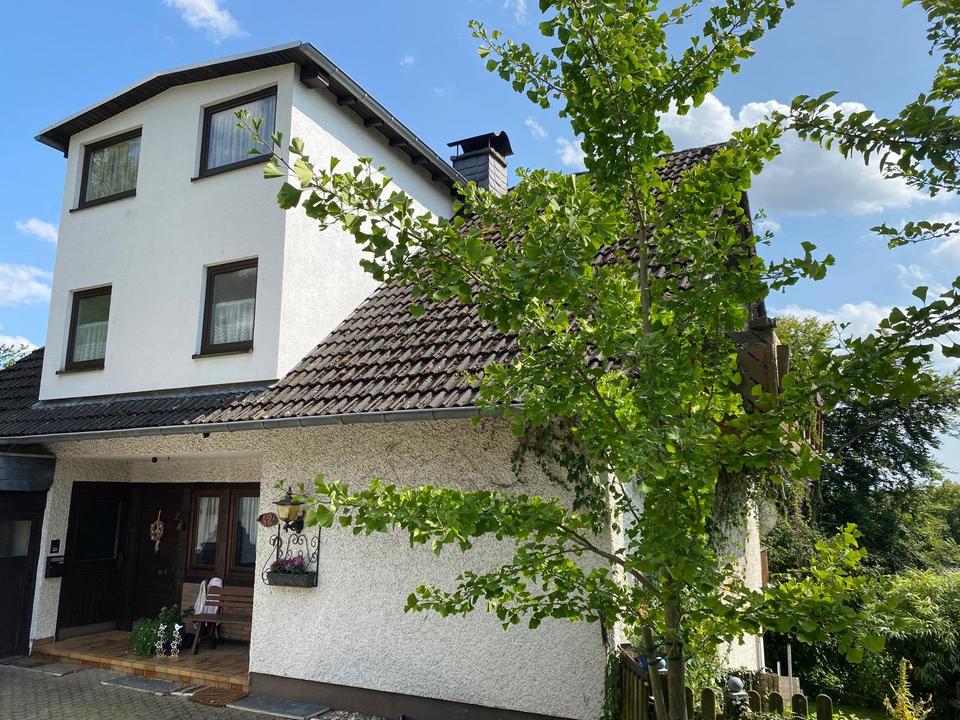 Thumbnail-Attraktives Zweifamilienhaus in Neuwied mit Südhanglage