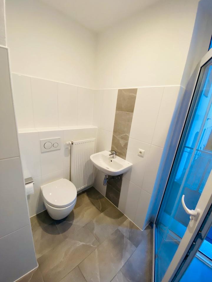 Thumbnail-Gemütlich 2 zimmern Wohnung mit Balkon und EBK