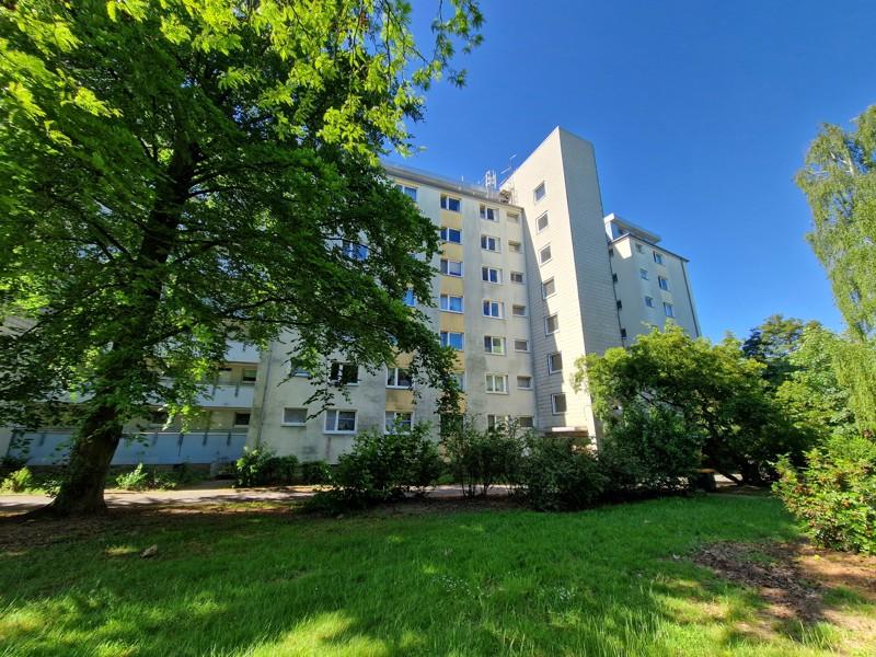 Thumbnail-Möbel rein und in dieser Wohnung glücklich sein.