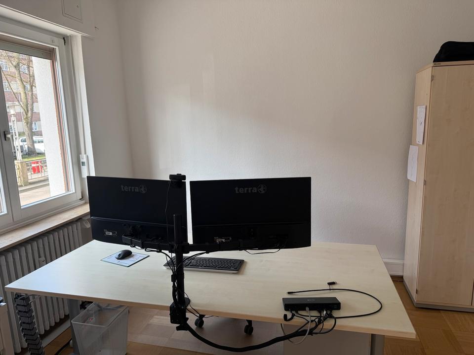 Thumbnail-Schreibtischplatz im Büro in Köln-Sülz zu vermieten