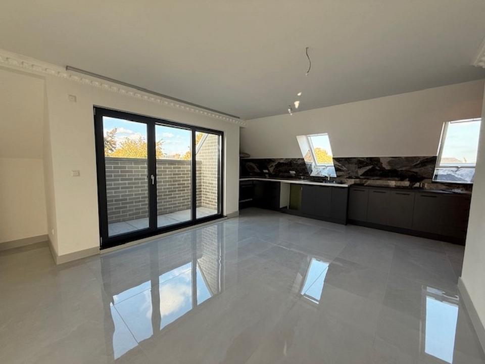 Thumbnail-Stilvolle, exklusive 2-Zi-Dachgeschosswohnung mit Balkon und Stellplatz in bevorzugter ruhiger Lage