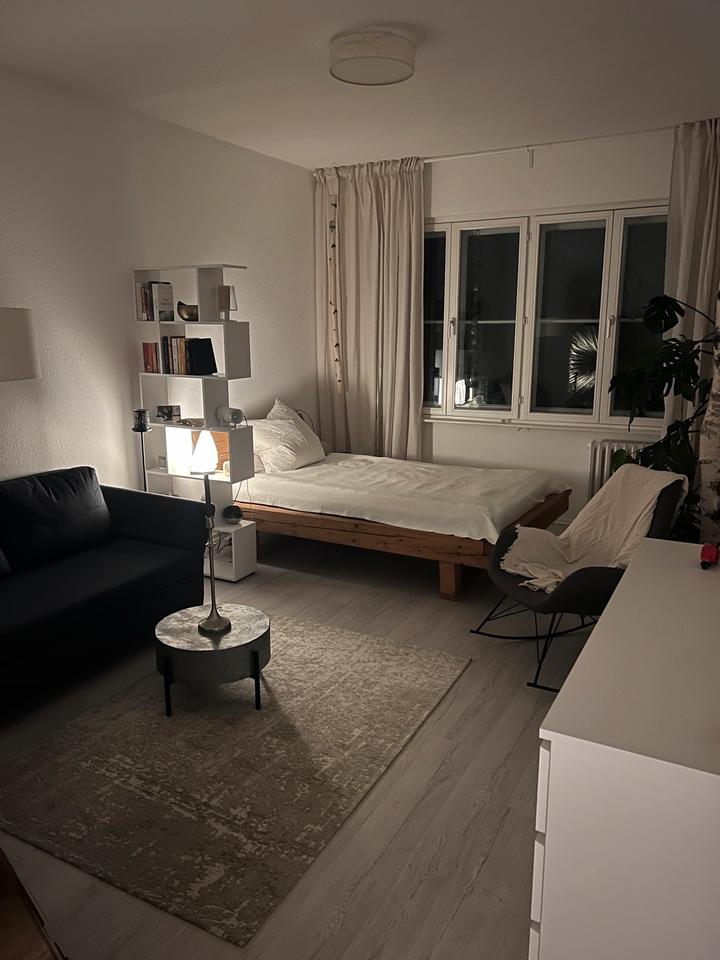 Thumbnail-Helle 2,5-Zimmer Wohnung zur Untermiete nahe Südkreuz