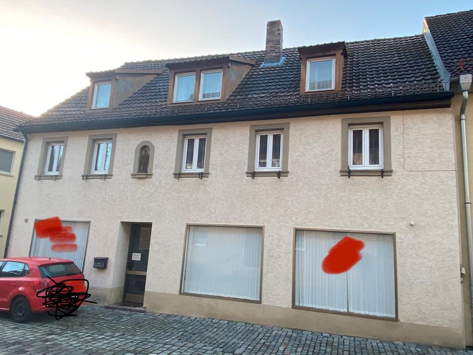 Thumbnail-Haus mit Laden, Wohnung, Werkstatt und Scheune