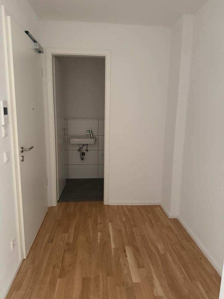 Thumbnail-Nachmiete 2 12 Zimmer Wohnung , KFW 40 Neubau ,