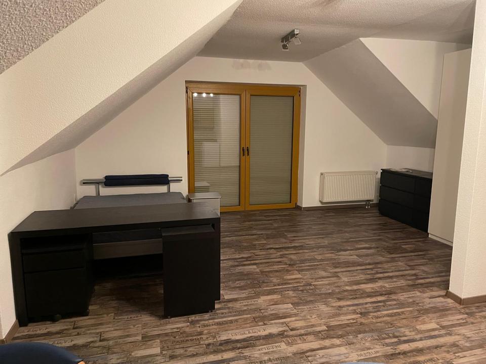 Thumbnail-1-Zimmer Wohnung Monteuerswohnung teilmöbiliert