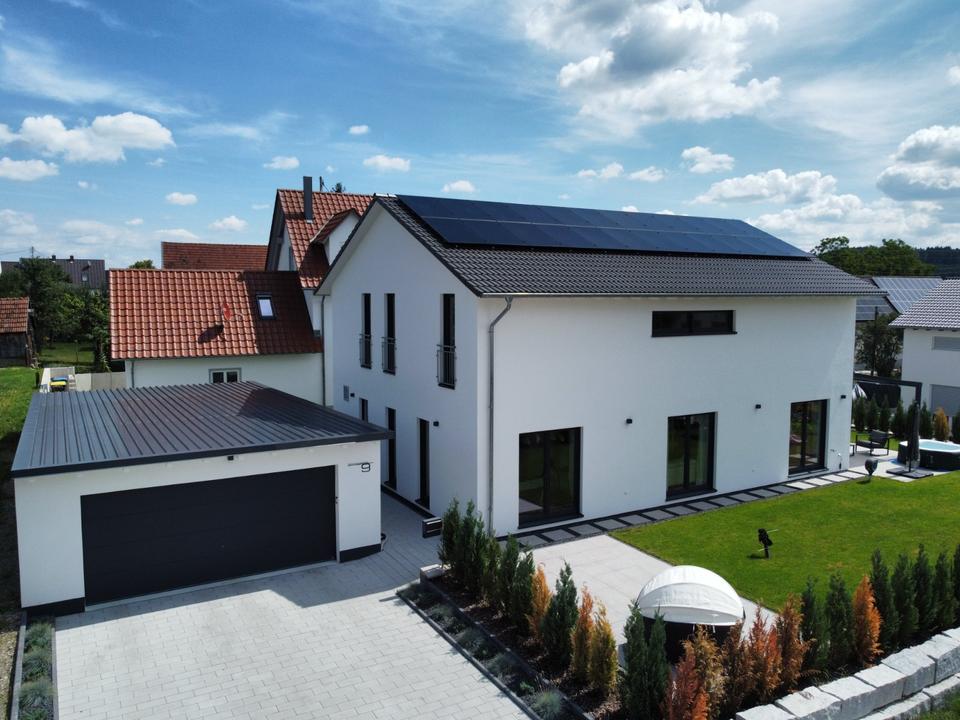 Thumbnail-Modernes A+ Einfamilienhaus mit Wärmepumpe und PV-Anlage