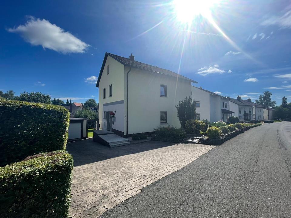 Thumbnail-Freistehendes Einfamilienhaus