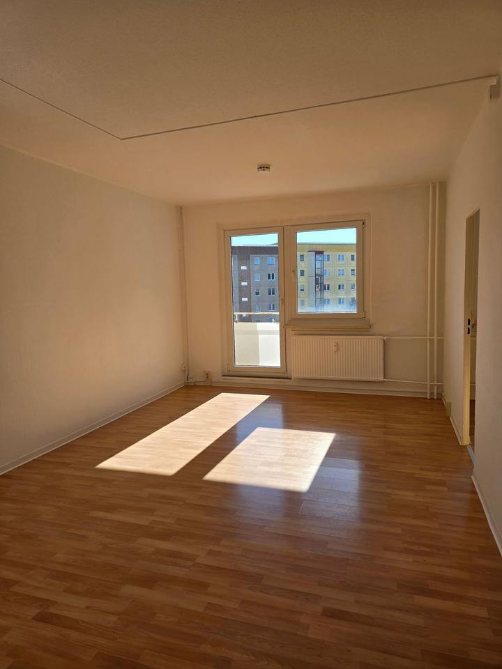 Thumbnail-Kleine 3 -Raumwohnung zum erschwinglichen Preis + Wanne + Balkon