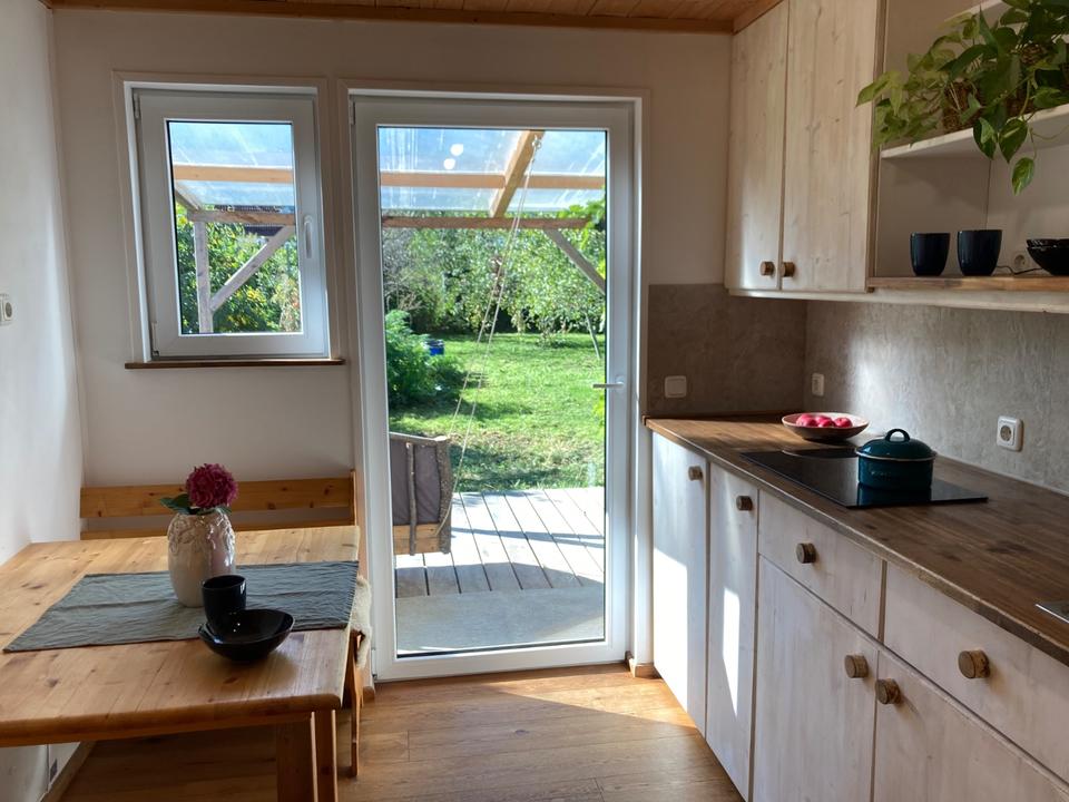 Thumbnail-Transportables Holzhäuschen für naturnahes, unabhängigeres Wohnen