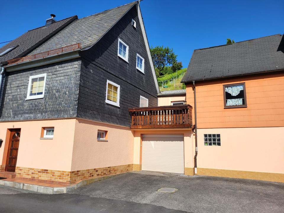 Thumbnail-Doppelhaushälfte in ruhiger Sackgasse