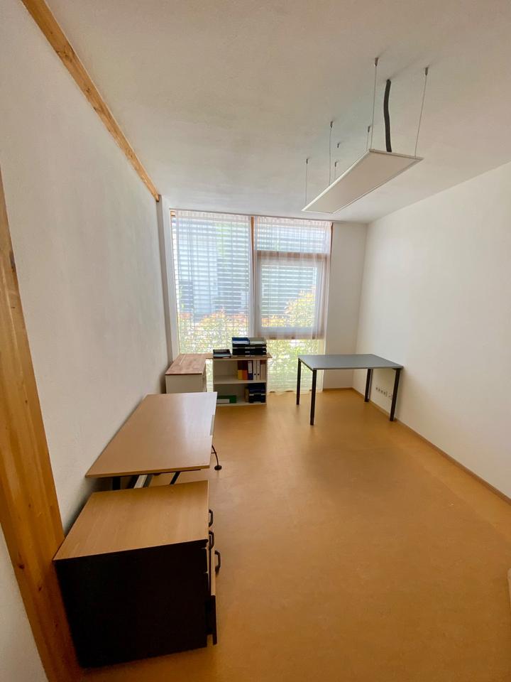 Thumbnail-Behandlungs-Praxisraum (17 qm) in Kluftern, Bodenseekreis zu ver