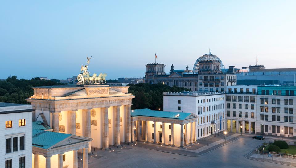 Thumbnail-Exklusives Chefbüro am Brandenburger Tor im Palais am Pariser Platz