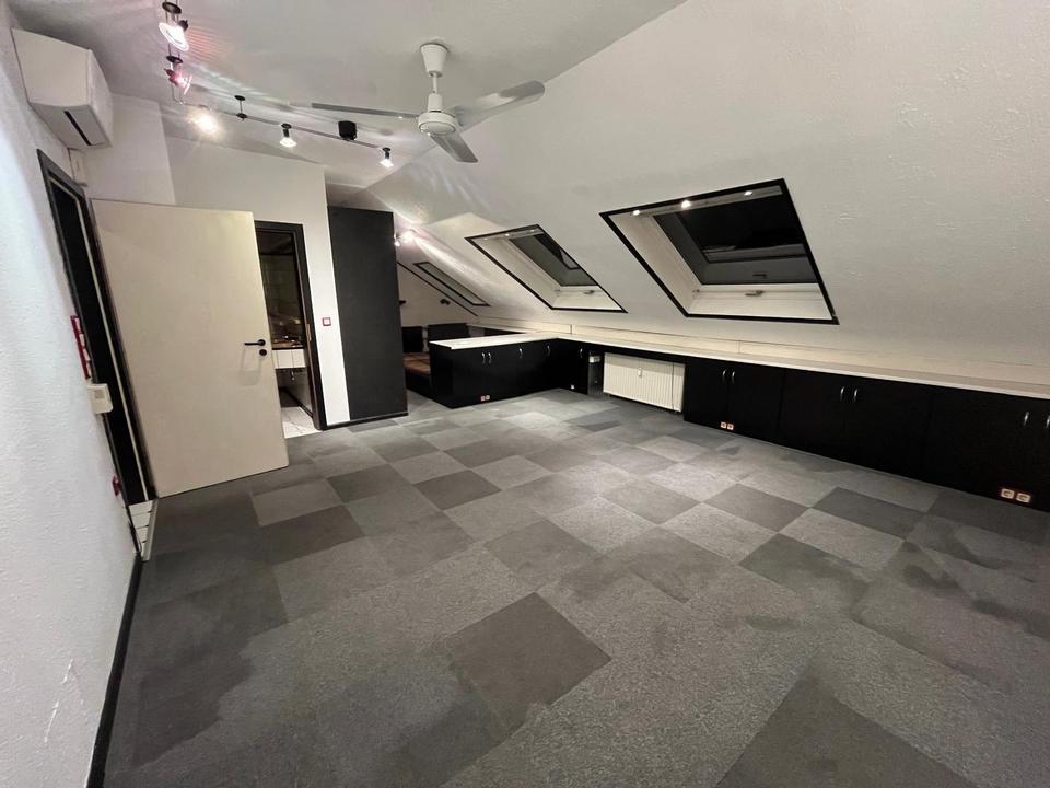 Thumbnail-Wohnung 2 Zimmer in Sindorf ca. 65 qm Dachgeschoss