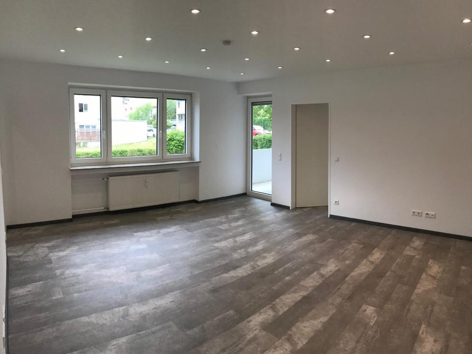 Thumbnail-2 Zimmer EG-Wohnung mit EBK & Balkon in Calw Heumaden