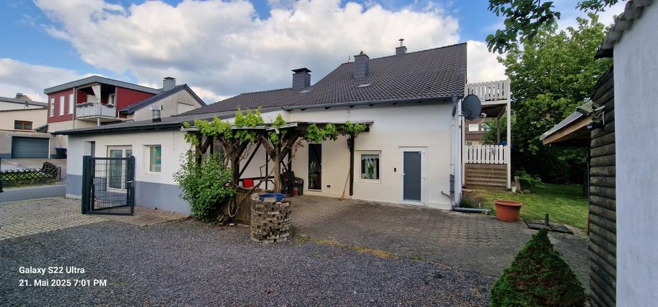 Thumbnail-Privatvermieter 2 Zimmer Küche Duschbad mit Terrasse zu vermieten